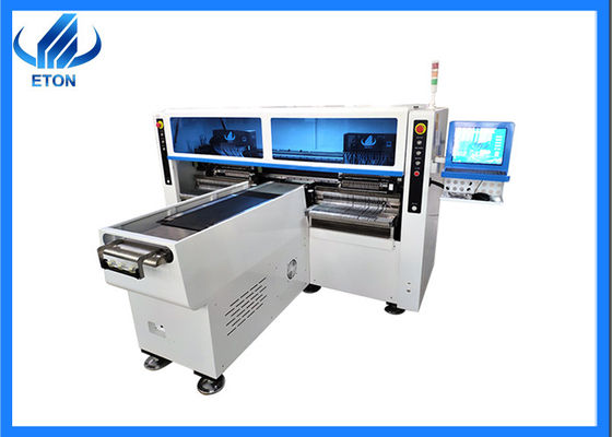 Maschine der Auswahl 250000CPH und des Platzes avaible für 5M 50M oder irgendeine Länge des flexiblen Streifens und der Rolle zu rollen