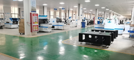 Multifunktions-SMT Chip Mounting Machine 20 Köpfe 80000 CPH für LED-Birne DOB Herstellung