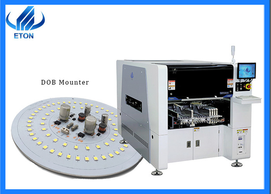 Doppelte Motor-Eletrical-Zufuhr SMT LED Mounter Birne DOB LED, die Maschine herstellt